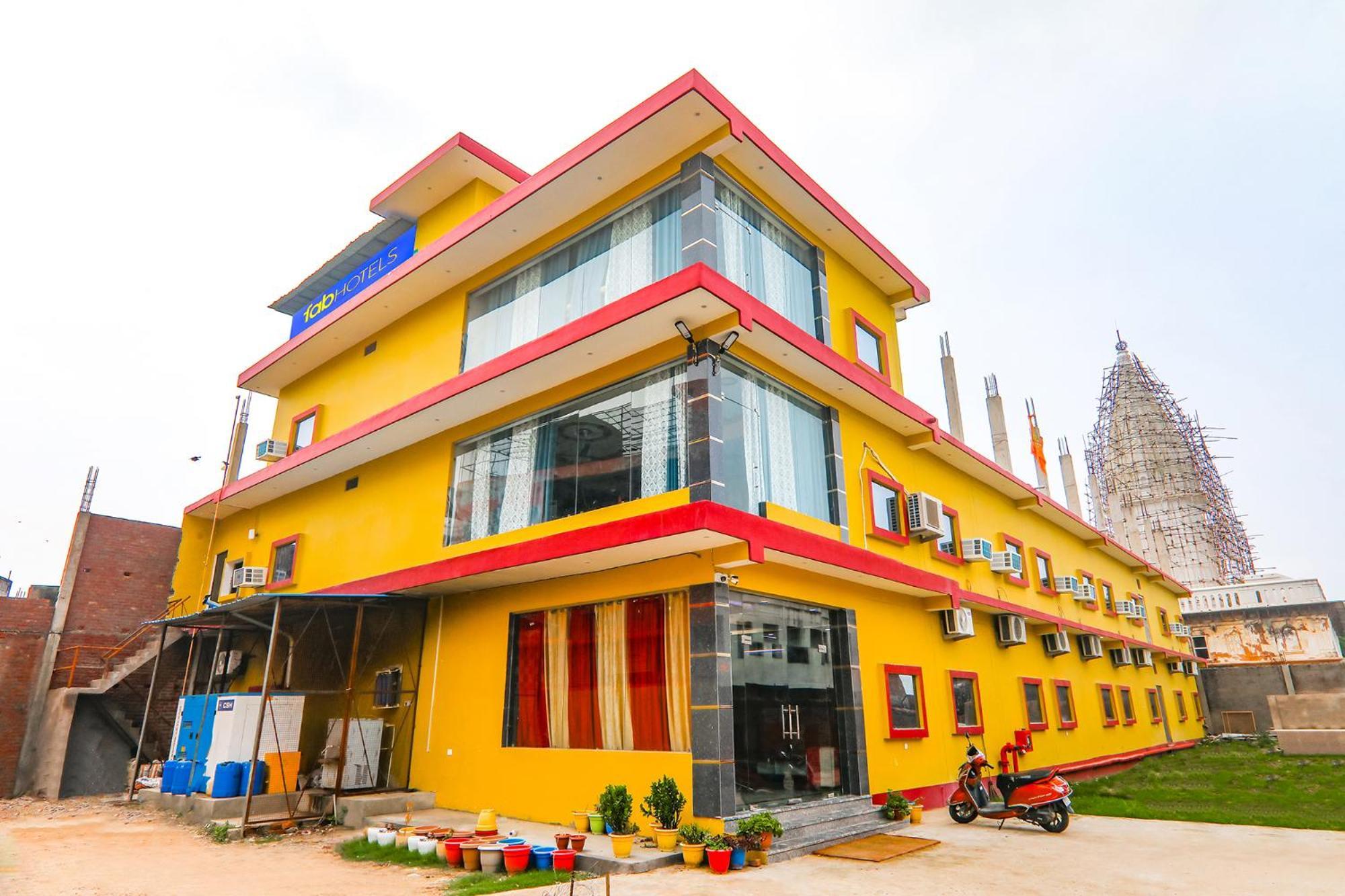 Fabhotel Shree Venkatesh Nileyam Ayodhya Exteriör bild